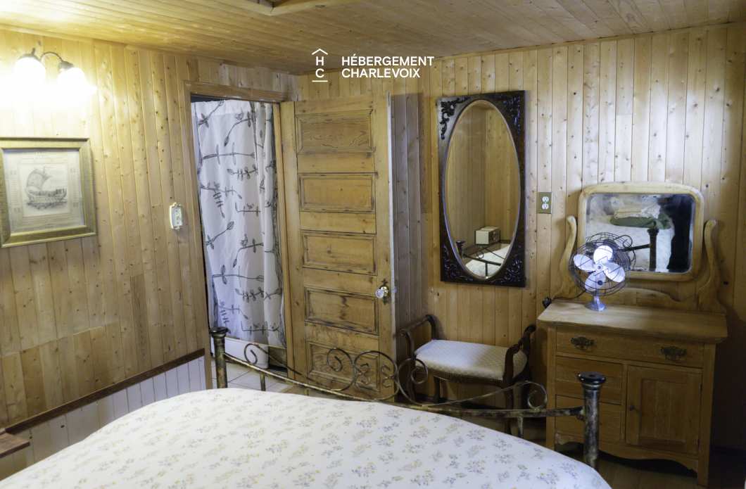 Le 142 - Maison au charme d'antan au centre-ville de Baie-Saint-Paul